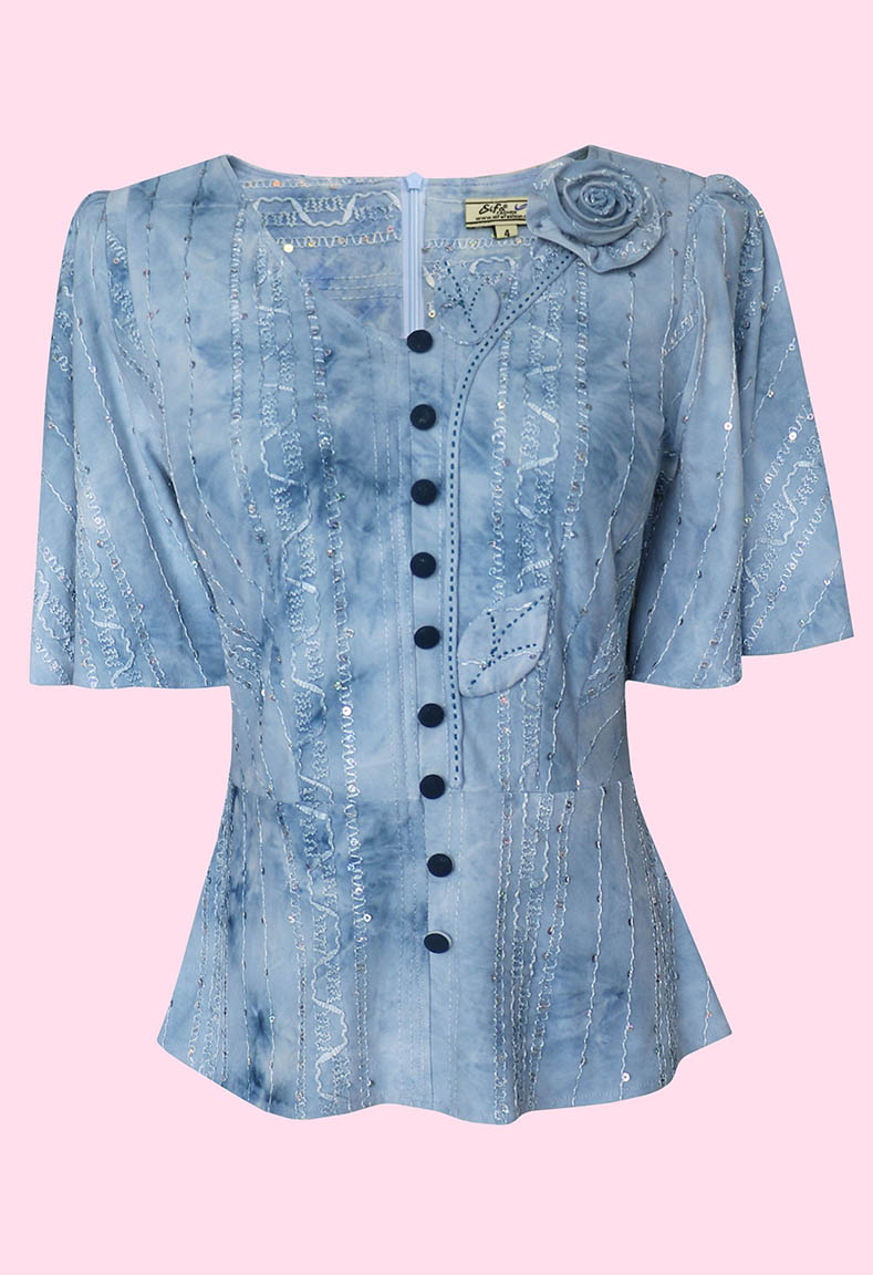 Bộ áo cổ tim váy xòe sang trọng - Áo